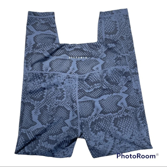 All Fenix Charcoal Python Print leggings high rise size small - Picture 5 of 11
